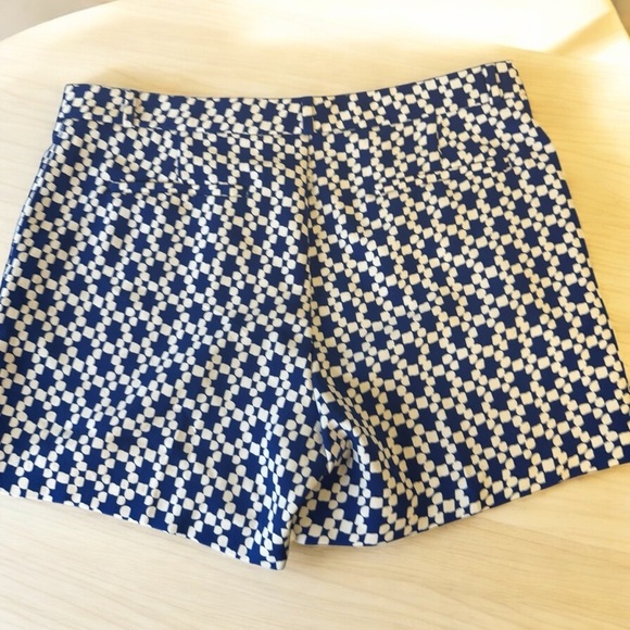 Banana Republic High Waist Blue and White Geometric Shorts - Picture 2 of 4